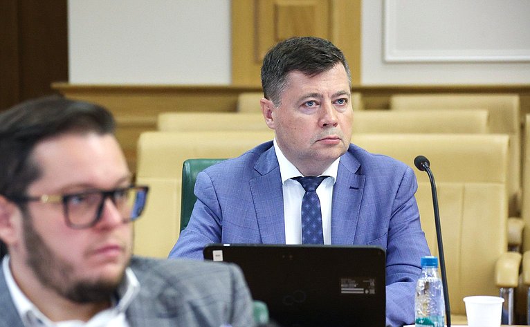 Совещание Комитета Совета Федерации по экономической политике «Обеспечение безопасности критической информационной инфраструктуры стратегических объектов транспортного комплекса Российской Федерации»