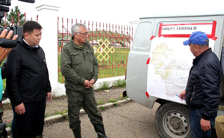 Баир Жамсуев в ходе рабочей поездки в регион ознакомился с паводковой обстановкой на территории Агинского Бурятского округа