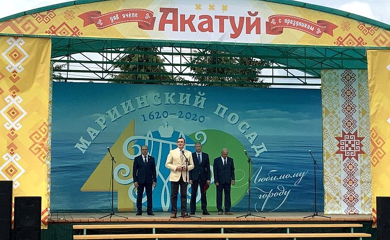 Николай Федоров принял участие в торжественном открытии районного праздника песни, труда и спорта «Акатуй»