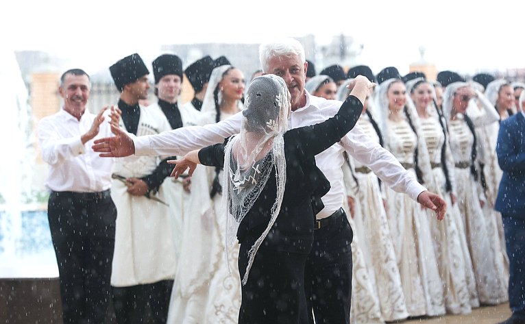 Валентина Матвиенко приняла в Дагестане участие в открытии Дома танца «Лезгинка»