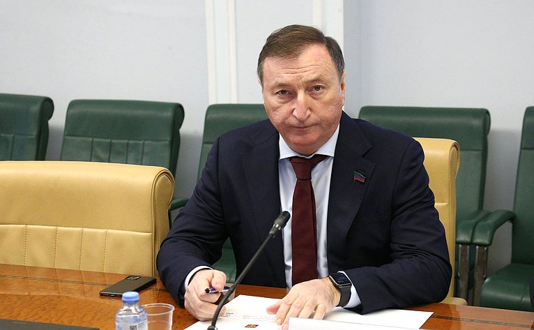 Заседание Комиссии Совета законодателей РФ по вопросам законодательного обеспечения национальной безопасности и противодействию коррупции