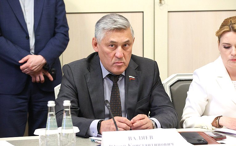Юрий Валяев