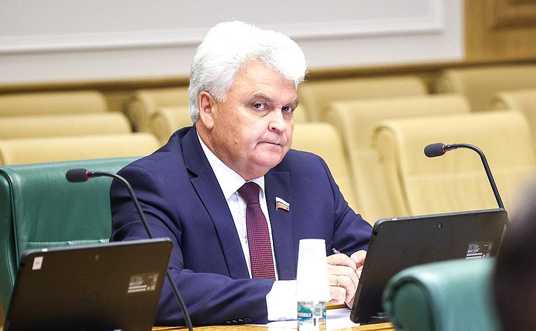 Петр Тултаев