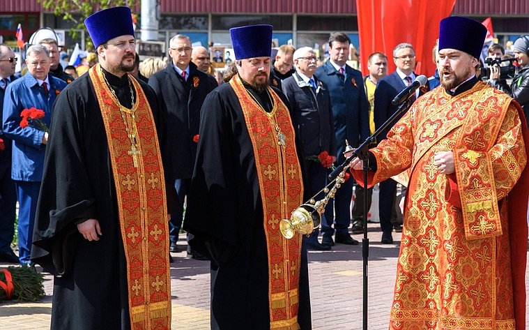 Митрополит Калужский и Боровский Владыка Климент совершил литию по воинам, погибшим в годы Великой Отечественной войны