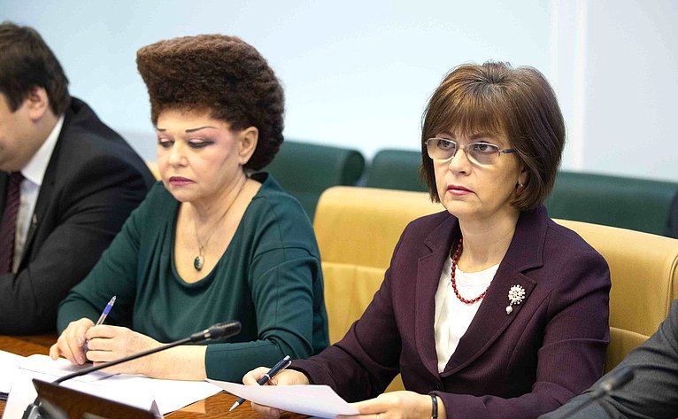 Валентина Петренко и Елена Попова