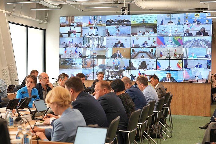 Председатель Комитета СФ по бюджету и финансовым рынкам Анатолий Артамонов принял участие в заседании комиссии Государственного Совета РФ по направлению «Экономика и финансы»