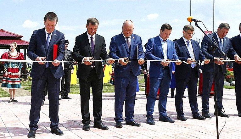 Алексей Кондратенко в рамках поездки в регион принял участие в открытии XXI агропромышленной выставки-ярмарки «Золотая Нива»