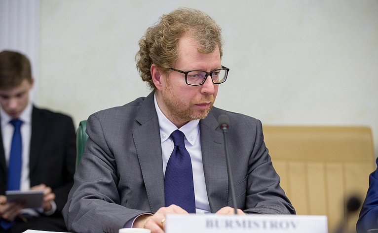 Бурмистров Леонид