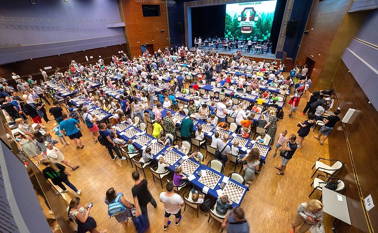Олег Цепкин приветствовал участников шахматного фестиваля «Кубок Южного Урала по шахматам — 2021»
