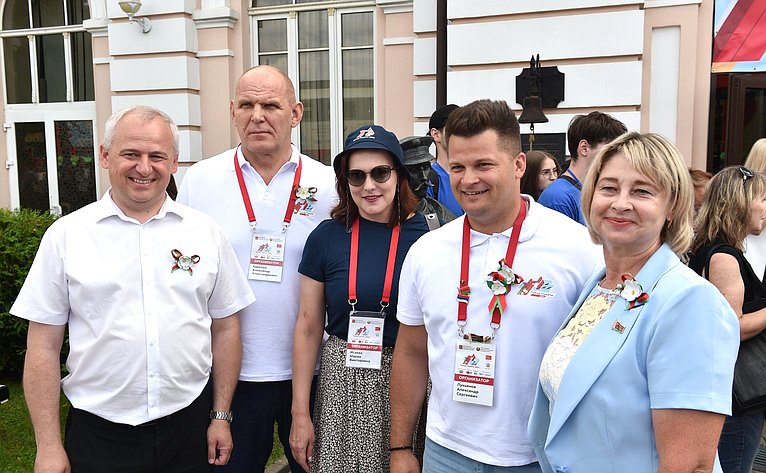Участники культурно-образовательного проекта «Поезд Памяти» посетили Могилев и Гомель