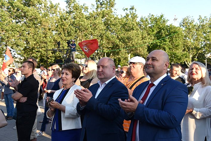 Екатерина Алтабаева приняла участие в торжествах по случаю 239-й годовщины со дня рождения Города-Героя Севастополя