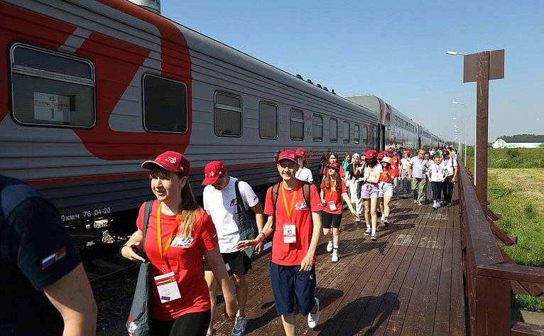 Участники проекта «Поезд Памяти» прибыли в «Парк Патриот»