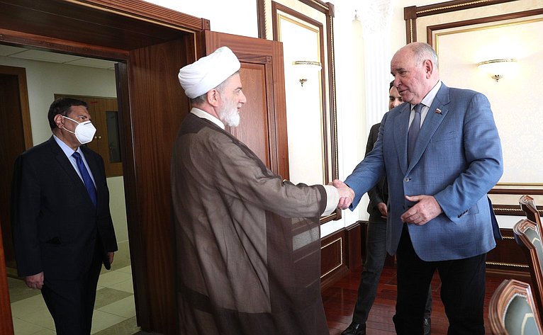 Григорий Карасин провел встречу с Председателем Высшего исламского совета Ирака Хумамом Хамуди