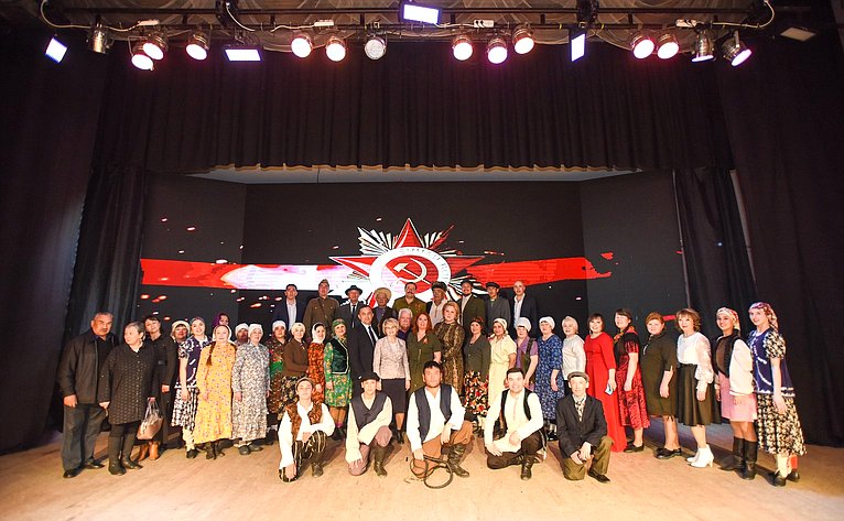 Лилия Гумерова посетила премьерный показ театрализованного представления о подвиге юных героев Учалинского района Республики Башкортостан в годы Великой Отечественной войны