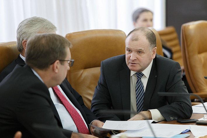 И. Чернышев и А. Майоров на встрече с руководителем фракции Европейского парламента Г. Циммер