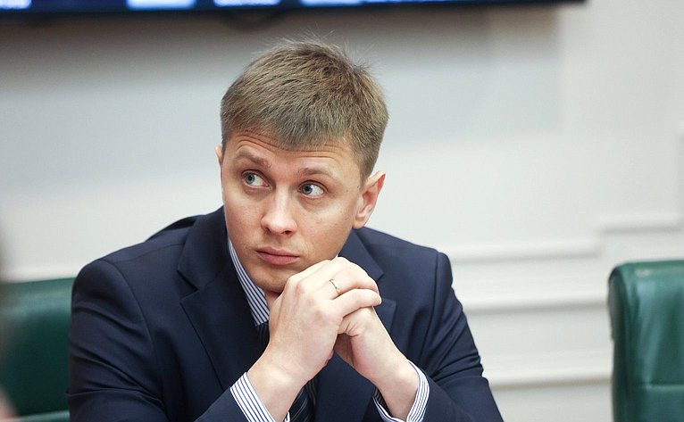 Круглый стол на тему «Пути решения ключевых стратегических задач по производству высоколокализованной конкурентоспособной продукции автомобильной отрасли»