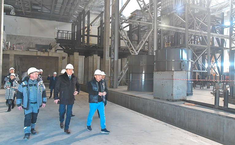 Сергей Лукин проинспектировал строительство в Воронежской области предприятия, создаваемого в рамках программы импортозамещения