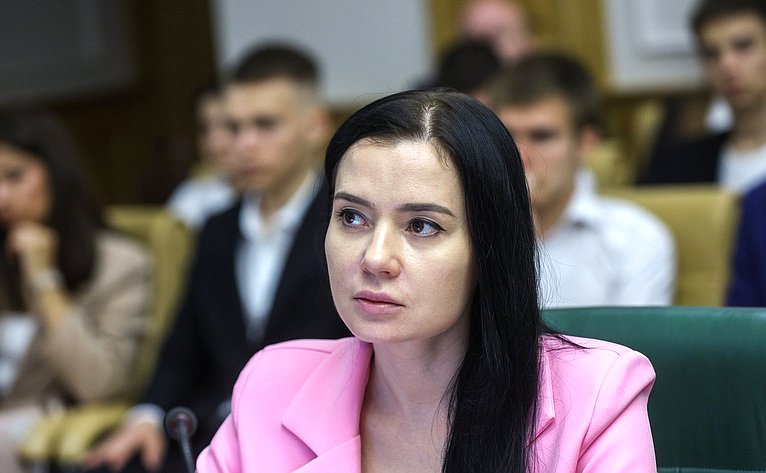 Заседание Комитета Совета Федерации по конституционному законодательству и государственному строительству