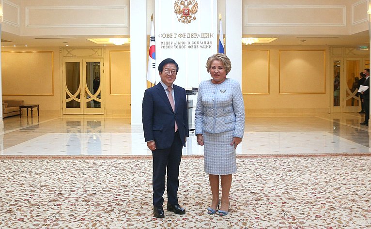 Встреча Валентины Матвиенко с Председателем Национального собрания Республики Корея