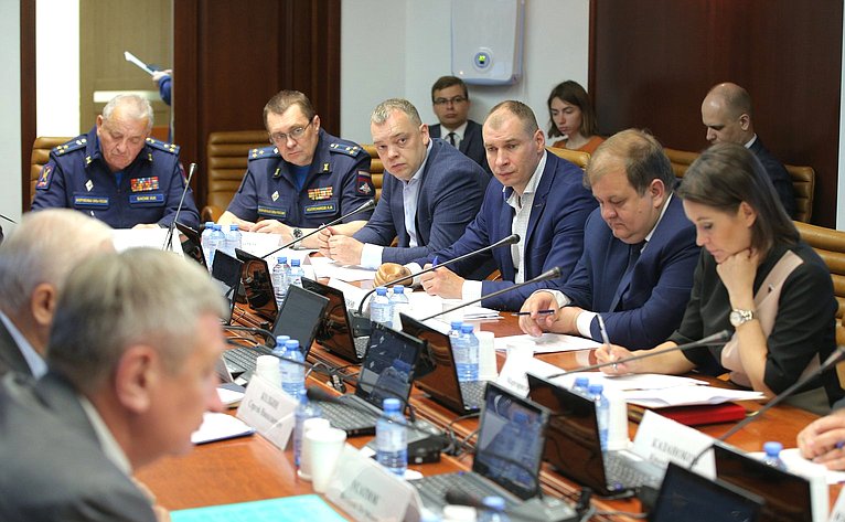 Совместное заседание Комитета СФ по обороне и безопасности и Комитета СФ по науке, образованию и культуре