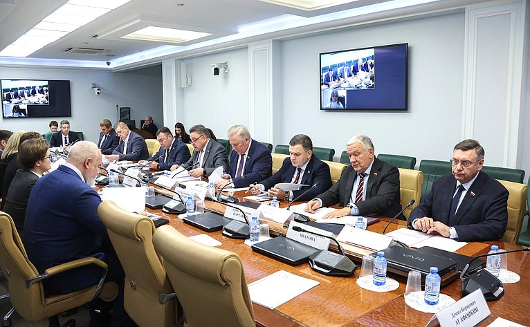 Совещание Комитета СФ по Регламенту и организации парламентской деятельности