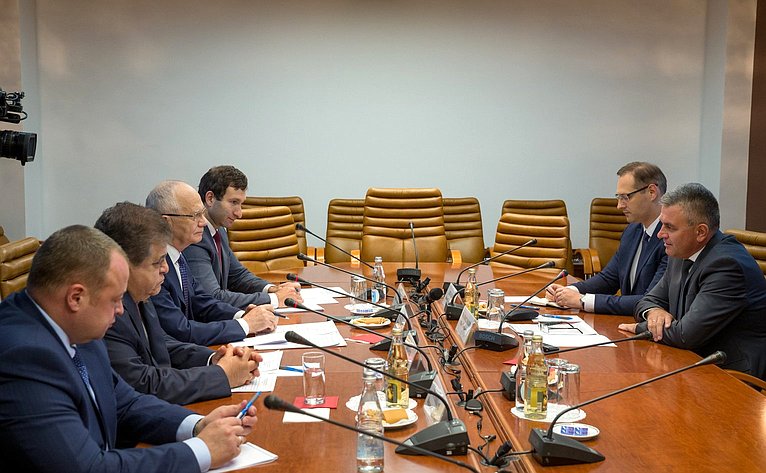 Встреча В. Джабарова и Ф. Мухаметшина с Президентом Приднестровской Молдавской Республики В. Красносельским
