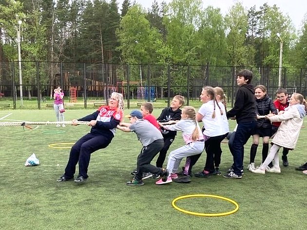 Ирина Кожанова приняла участие в спортивном мероприятии «Папа, мама, я — спортивная семья» в г. Смоленск