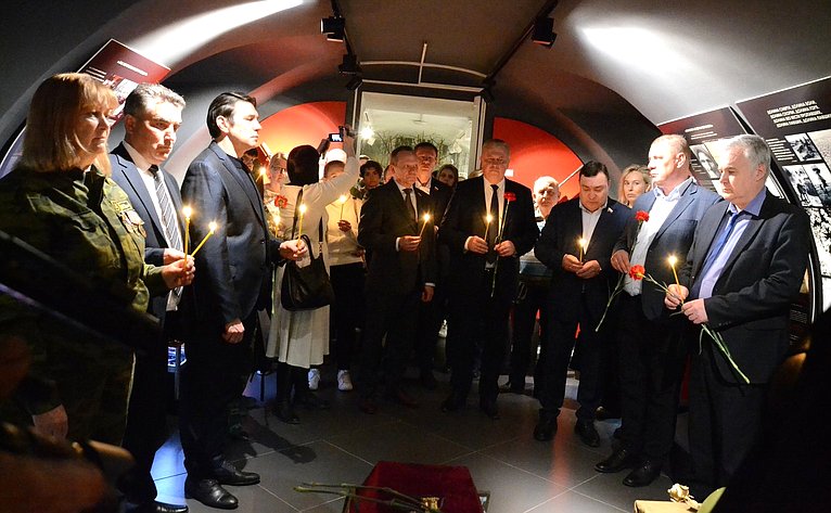 Сенаторы РФ провели в Вязьме патриотическую акцию, посвященную прощанию с воинами, погибшими в годы Великой Отечественной войны