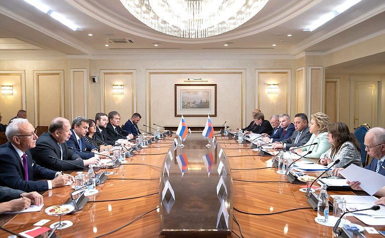 Встреча В. Матвиенко с Председателем Национального совета Словацкой Республики Андреем Данко