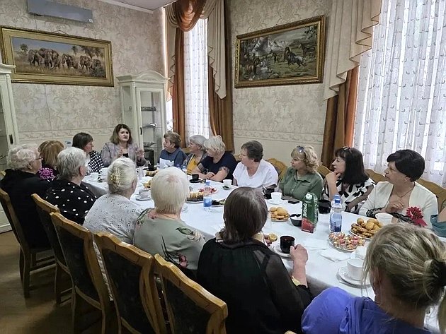 Ольга Бас встретилась с жительницами Лутугинского муниципального округа и обсудила меры государственной социальной поддержки
