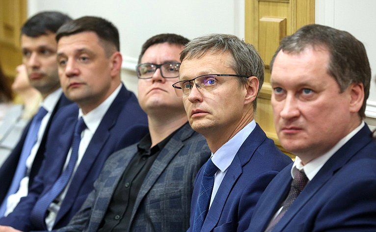 Встреча сенаторов Российской Федерации с Министром экономического развития РФ Максимом Решетниковым в формате «Открытого диалога»