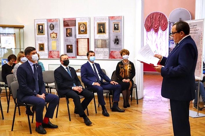Сергей Березкин посетил новую экспозицию «Город трудовой доблести» в Музее истории города Ярославля