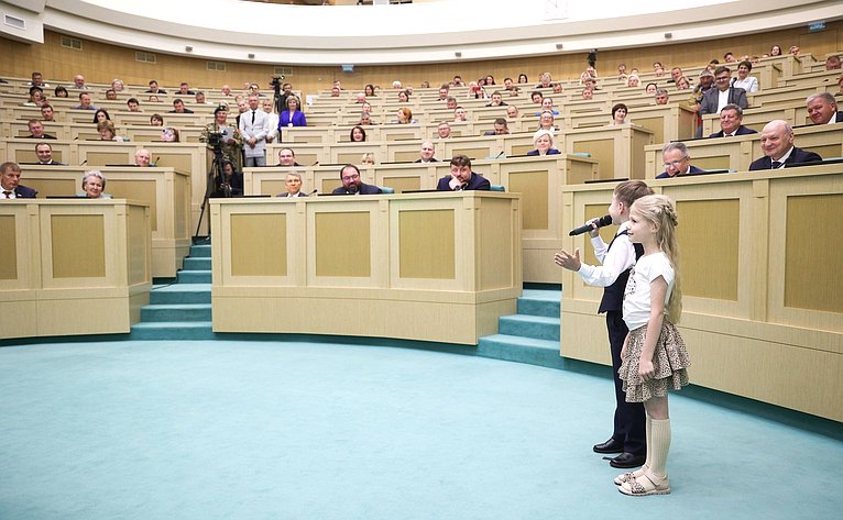 Пленарное заседание Второго Форума тружеников села