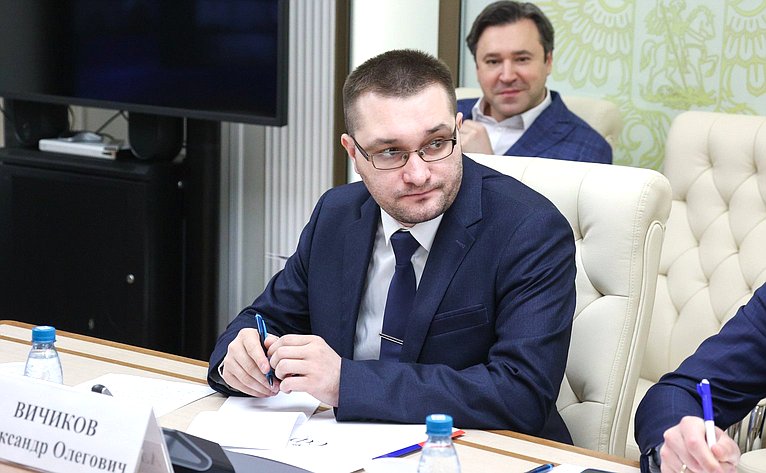 Заместитель Председателя СФ Юрий Воробьев провел совещание по подготовке и проведению российско — белорусского патриотического проекта «Непокорённые»