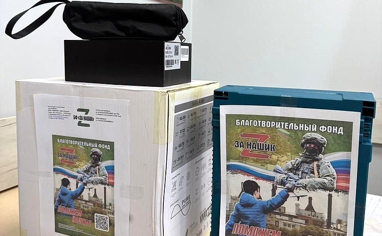 Дмитрий Василенко встретился с участникам СВО в городе Шлиссельбурге Кировского района и передал военнослужащим оборудование