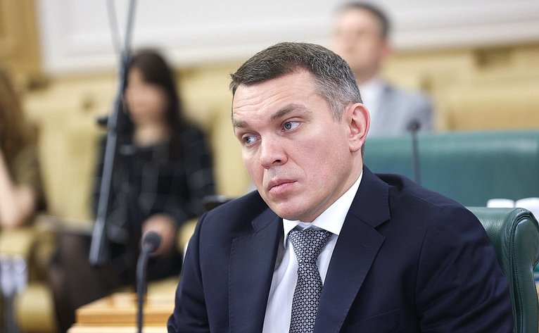 Заседание Комитета Совета Федерации по конституционному законодательству и государственному строительству