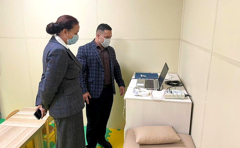 Ирина Петина в рамках работы в регионе посетила Центр медико-педагогической диагностики и реабилитации «Шаг за шагом»