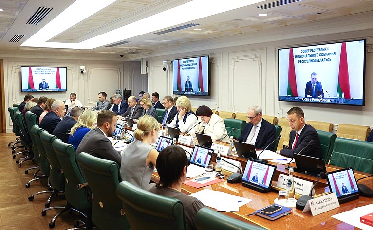 Заседание Организационного комитета по подготовке и реализации культурно-образовательного проекта «Поезд памяти»