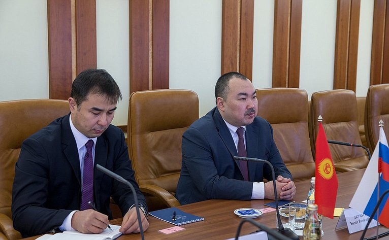К. Косачев. Встреча с делегацией Киргизии
