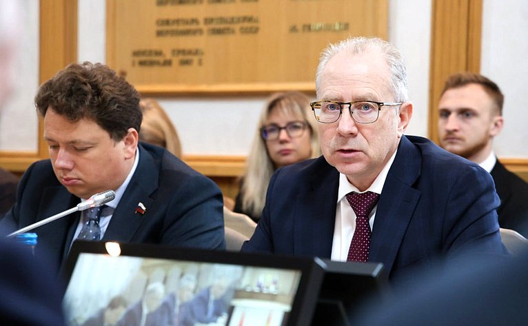 15-е заседание Межпарламентской комиссии Совета Республики Национального собрания Республики Беларусь и Совета Федерации по межрегиональному сотрудничеству (фото: Пресс-служба Совета Республики Национального собрания Беларуси)