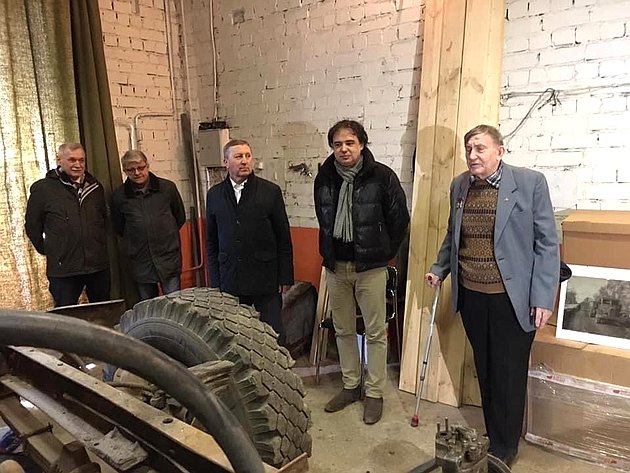 Сергей Березкин в ходе поездки в регион принял участие в презентации проекта Клуба исторических автомобилей по восстановлению грузовика ЯАЗ-200
