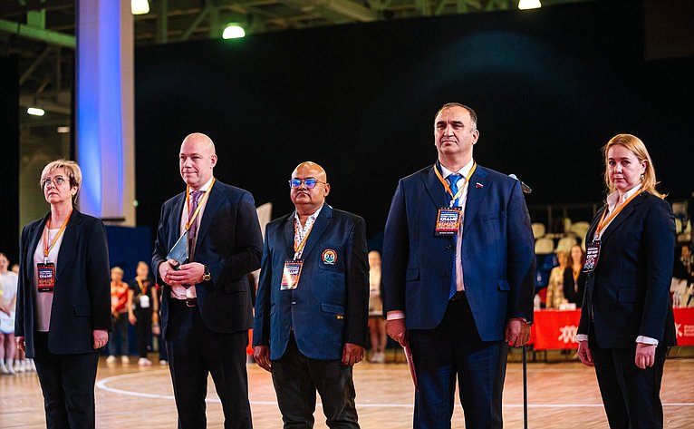 Мохмад Ахмадов принял участие в торжественной церемонии открытия официальных Международных соревнований по фитнес-аэробике