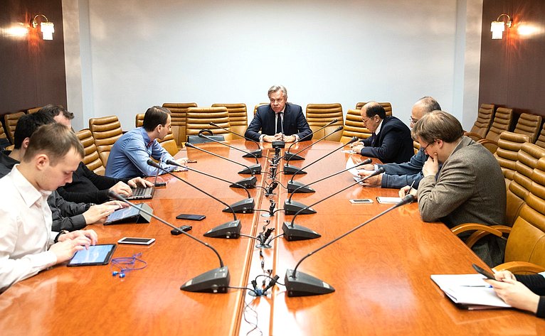 Встреча А. Пушкова с представителями иностранных СМИ на тему «Кризис в отношениях Совета Европы и России: информационные аспекты»