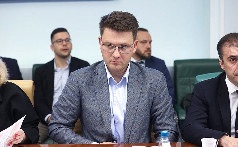 Круглый стол на тему «Актуальные вопросы введения обязательной маркировки средствами идентификации детского питания: проблемы и пути решения»