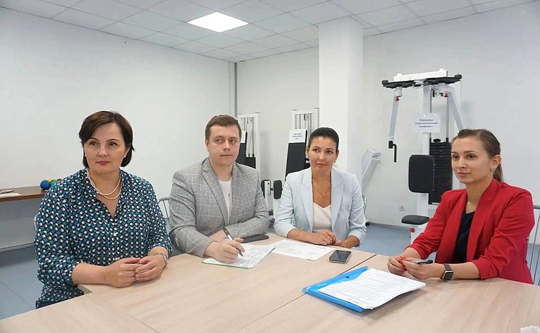 Екатерина Грибкова провела встречу с министром физической культуры и спорта Республики Коми Светланой Суворкиной и руководителем регионального филиала фонда «Защитники Отечества» Валентиной Дитц