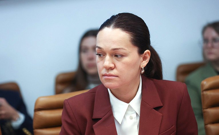 Совещание Комитета Совета Федерации по федеративному устройству, региональной политике, местному самоуправлению и делам Севера совместно с Министерством РФ по развитию Дальнего Востока и Арктики