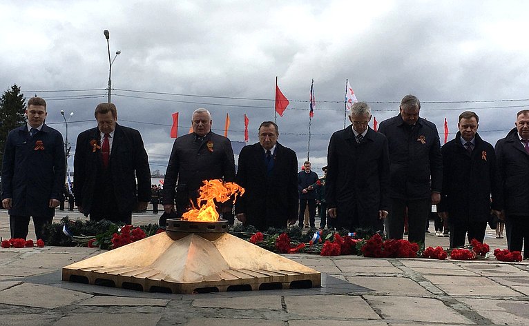 Виктор Новожилов принял участие в торжественных мероприятиях, посвященных Дню Победы
