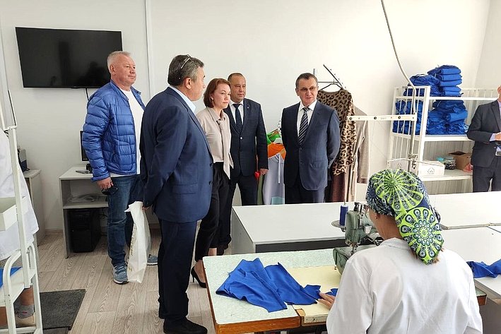 Николай Федоров принял участие в открытии нового швейного предприятия в сельском районе Чувашии