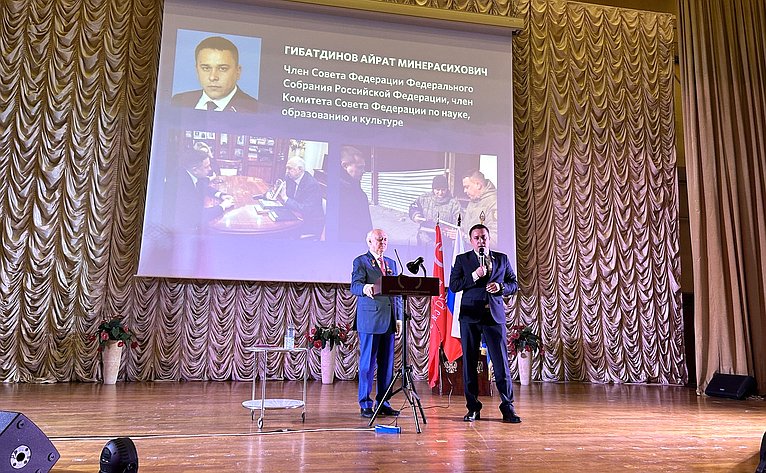 Айрат Гибатдинов посетил Московский гуманитарный университет и принял участие в праздничных мероприятиях, посвященных 78-летию Победы в Великой Отечественной войне