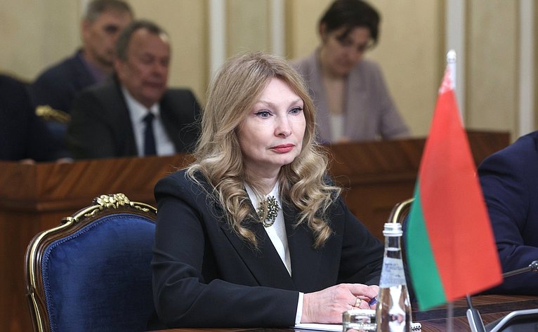 Валентина Матвиенко провела встречу с Министром иностранных дел Республики Беларусь Сергеем Алейником, который находится в России с официальным визитом